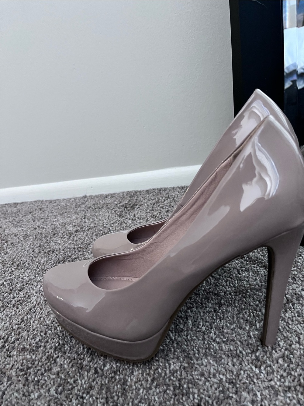 Chinese Laundry Women's High Heel Platform Pumps in Taupe